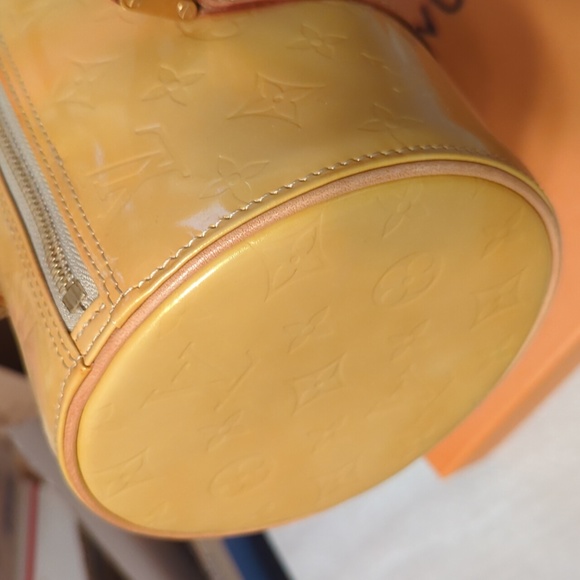 Louis Vuitton Cuir Verni - Picture 6 of 10